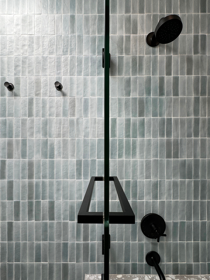 Dossier de presse | 5897-04 - Communiqué de presse | Shift House - Palette Architecture - Architecture résidentielle - Bath Material Detail - Crédit photo : Palette Architecture
