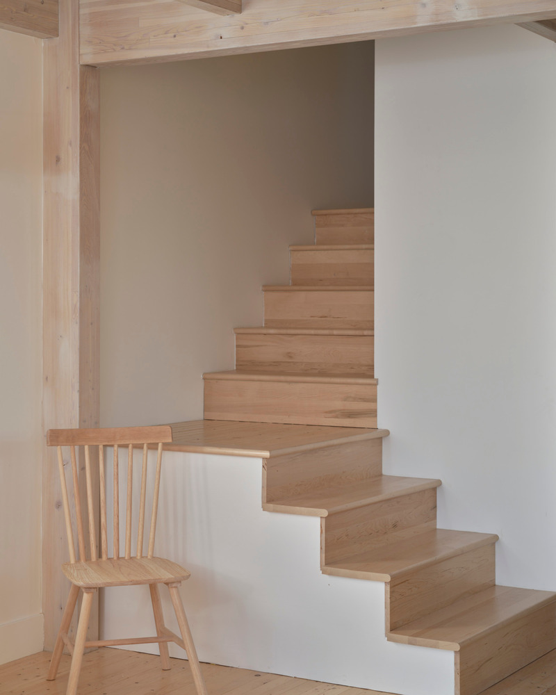 Dossier de presse | 7632-01 - Communiqué de presse | The Backcountry Hut Company Wins BLT Design Award for Construction Product Design of the Year with System 02 - The Backcountry Hut Company - Architecture résidentielle - System 02 - Fogo Island, NL - Crédit photo : Julian Parkinson
