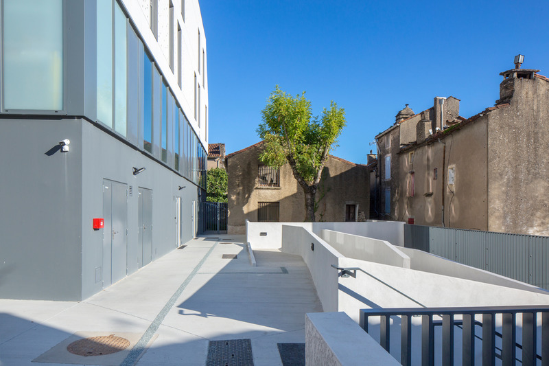 Dossier de presse | 921-16 - Communiqué de presse | Lycée Jacques Brel - NBJ Architectes - Architecture institutionnelle - Crédit photo : Paul Kozlowski © Photosarchitecture
