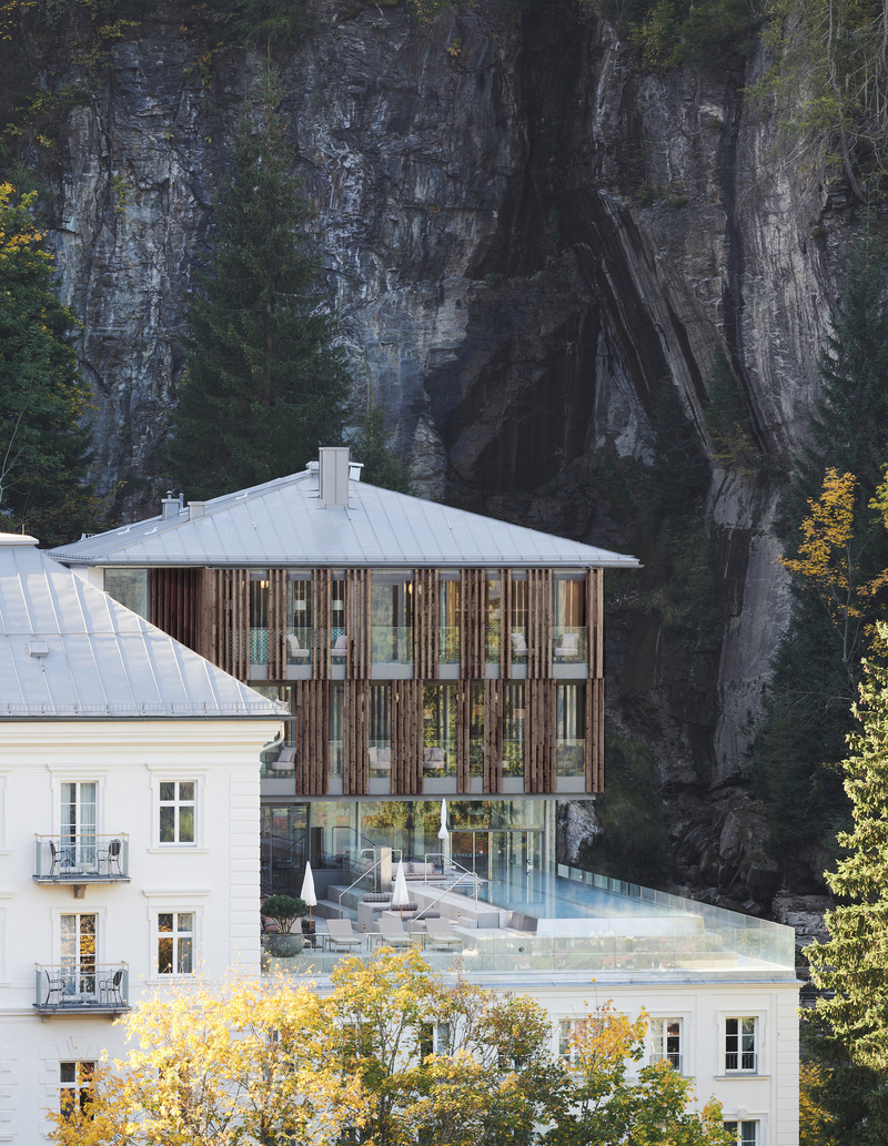 Press kit | 7625-01 - Press release | Grand Hotel Straubinger - BWM Designers & Architects - Commercial Interior Design - Spa outdoor - Photo credit: Lukas Schaller 