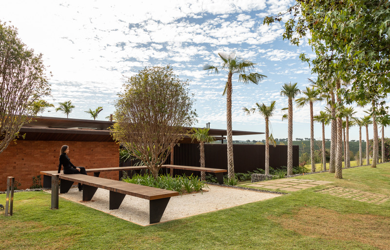 Dossier de presse | 7563-02 - Communiqué de presse | GM House - Padovani Arquitetos - Architecture résidentielle - Crédit photo : Evelyn Müller