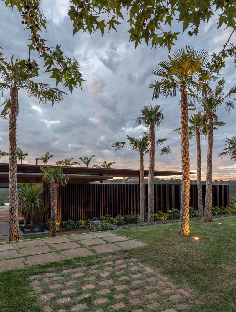 Dossier de presse | 7563-02 - Communiqué de presse | GM House - Padovani Arquitetos - Architecture résidentielle - Crédit photo : Evelyn Müller