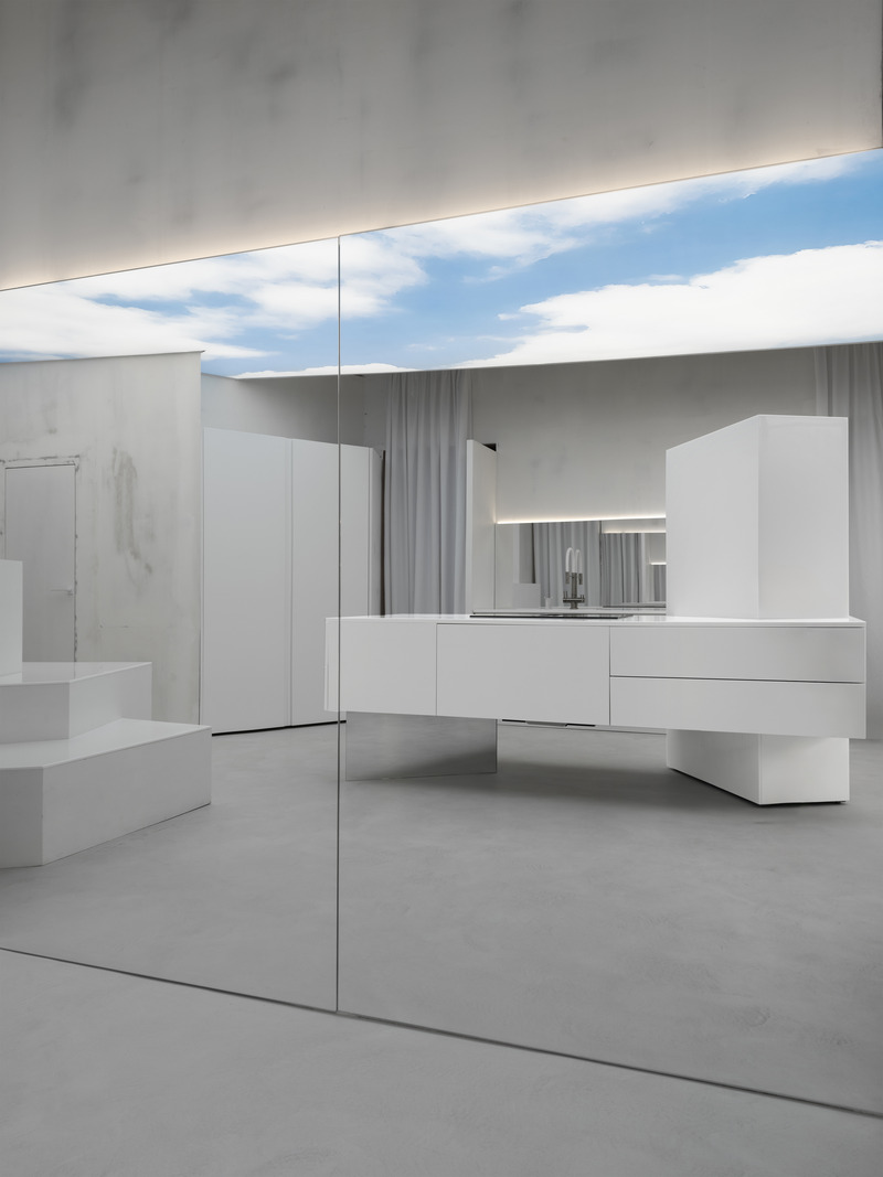 Press kit | 2247-13 - Press release | Maria X Maxim Kashin: Designing an Authorial Interior for the Flagship Showroom of Maria Company - Maxim Kashin Architect - Commercial Interior Design - Maria X Maxim Kashin 2024 - Photo credit: Inna Kablukova