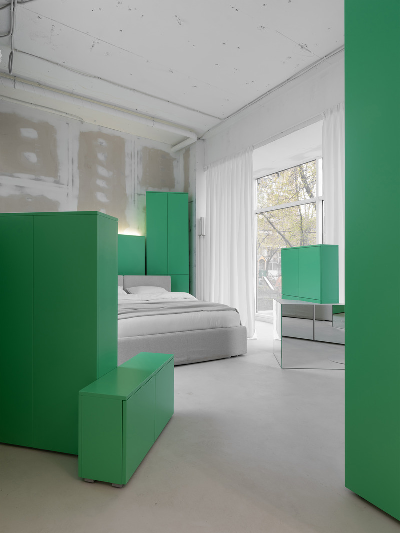 Press kit | 2247-13 - Press release | Maria X Maxim Kashin: Designing an Authorial Interior for the Flagship Showroom of Maria Company - Maxim Kashin Architect - Commercial Interior Design - Maria X Maxim Kashin 2024 - Photo credit: Inna Kablukova