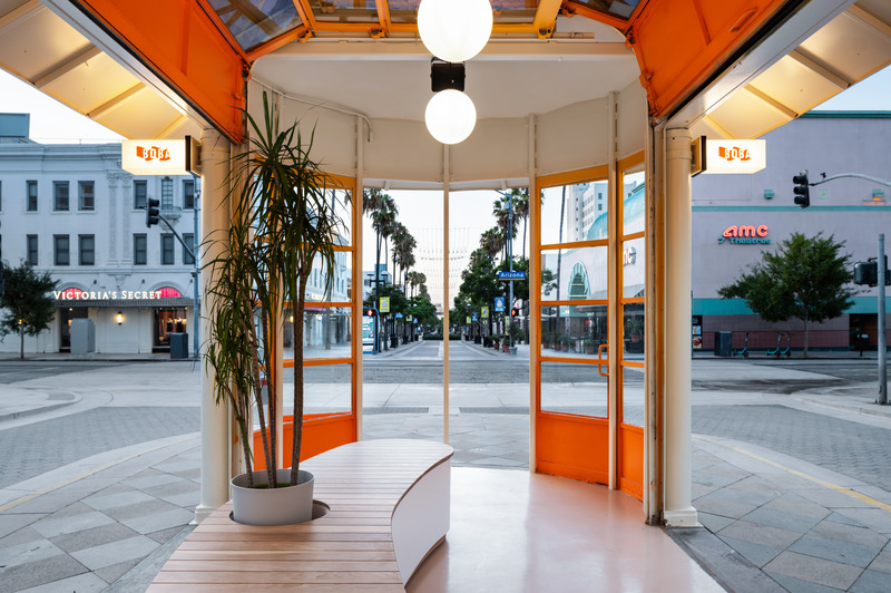 Dossier de presse | 4369-04 - Communiqué de presse | Odd One Out: Reinvigorating a Destination with a Colorful Brand Adaption - Wick Architecture & Design / LAND Design Studio - Design d’intérieur commercial - Interior View - Crédit photo : Here and Now Agency