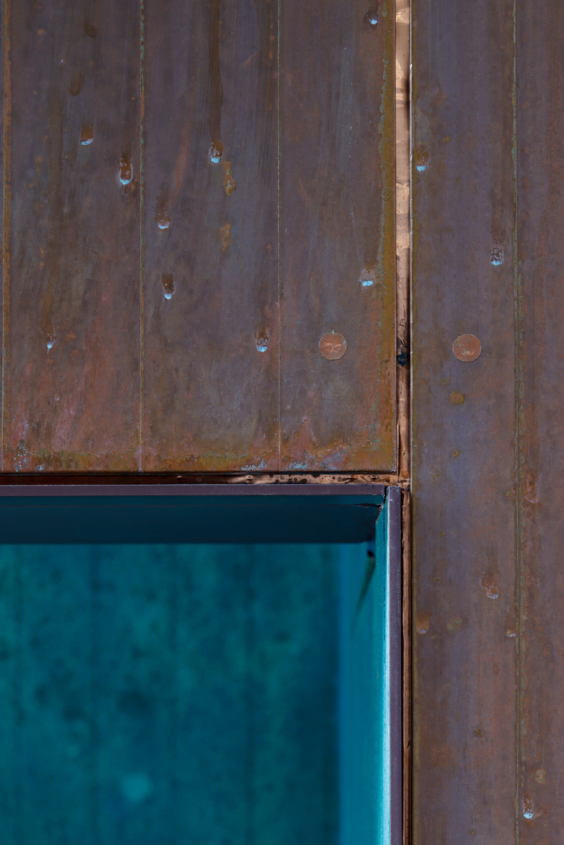 Press kit | 7629-01 - Press release | Suetomi AoQ Cafe Stand - Ryohei Tanaka / G ARCHITECTS STUDIO - Commercial Architecture - Detail of wall panel - Photo credit: Daisuke Shima