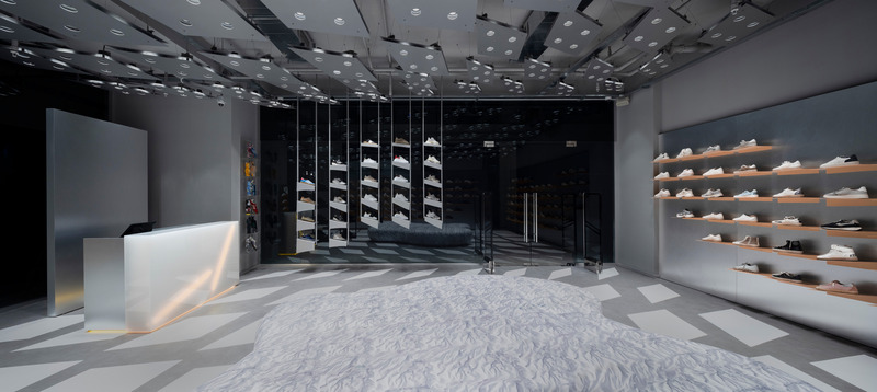 Press kit | 7623-01 - Press release | Groove Heaven - Salon Alper Derinbogaz - Commercial Interior Design - Panoramic View  - Photo credit: Salon