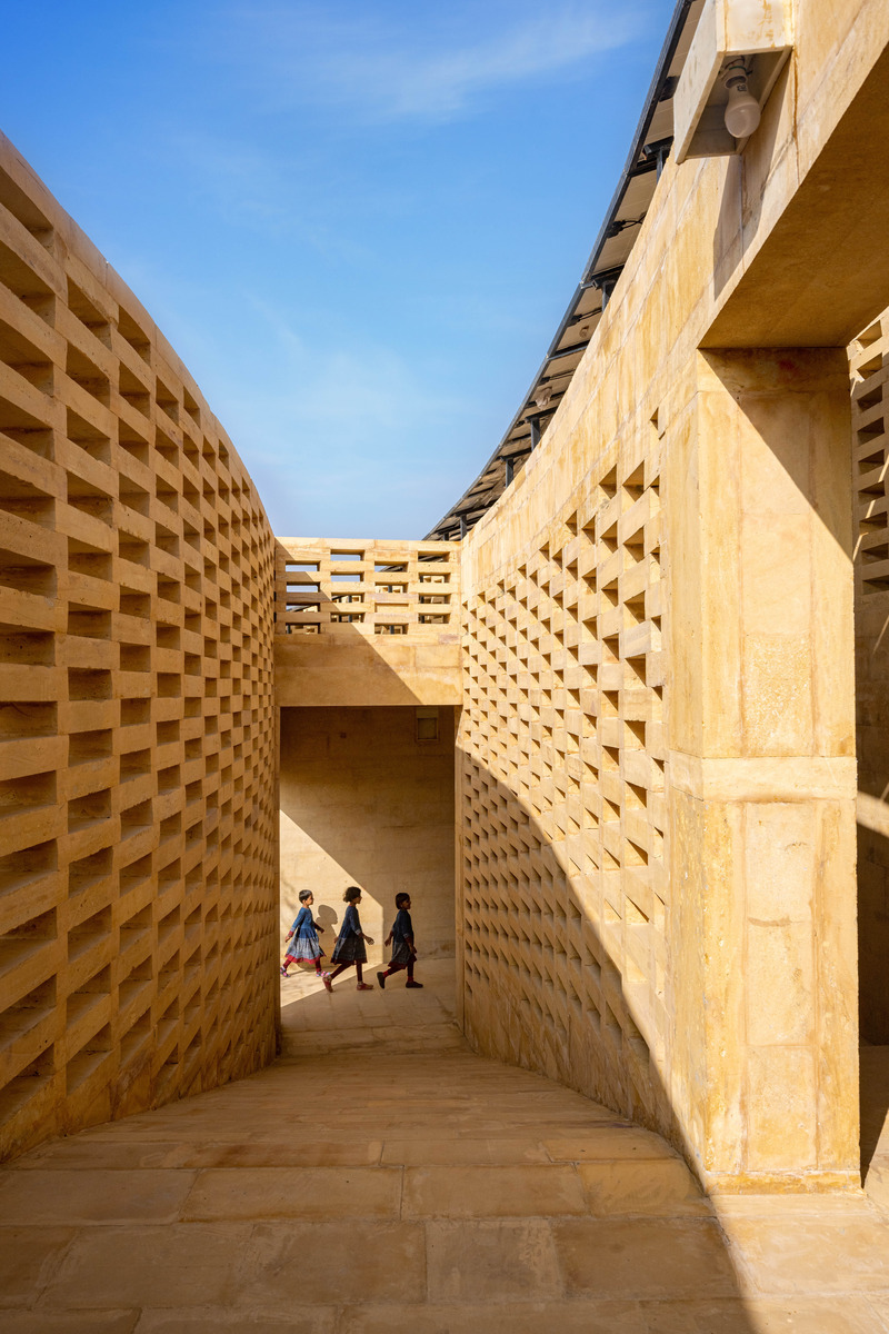 Press kit | 7541-02 - Press release | Architecture Hunter Awards 2024 Winners Announcement: Celebrating Global Creativity and Innovation in Architecture and Design - Architecture Hunter - Competition - Image/Architectural Photography: Jaisalmer School by Diana Kellogg Architects - Photo credit: © Vinay Panjwani