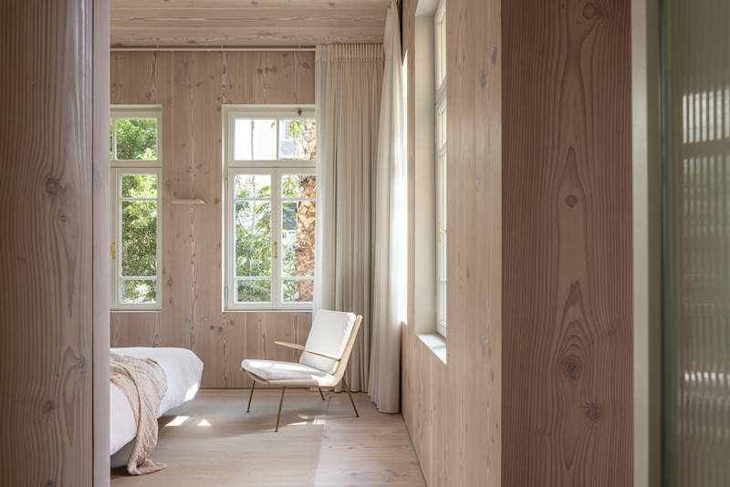 Dossier de presse | 7631-01 - Communiqué de presse | Getting Set for Another Working Day in 'Nature' - Baranowitz Kronenberg - Design d’intérieur résidentiel - Crédit photo : Amit Geron