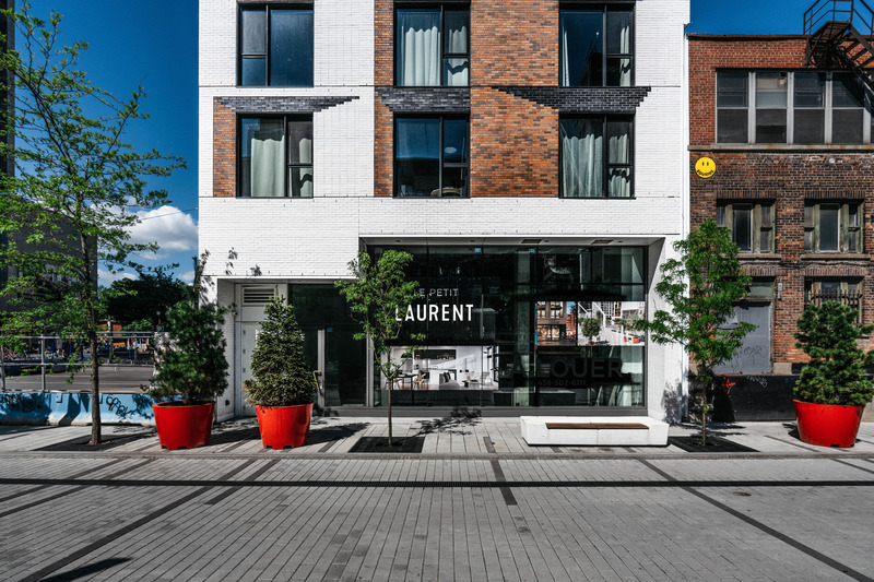 Press kit | 880-22 - Press release | Le Petit Laurent - MU Architecture - Residential Architecture - Clark Facade- street view - Photo credit: Nicolas Fransolet