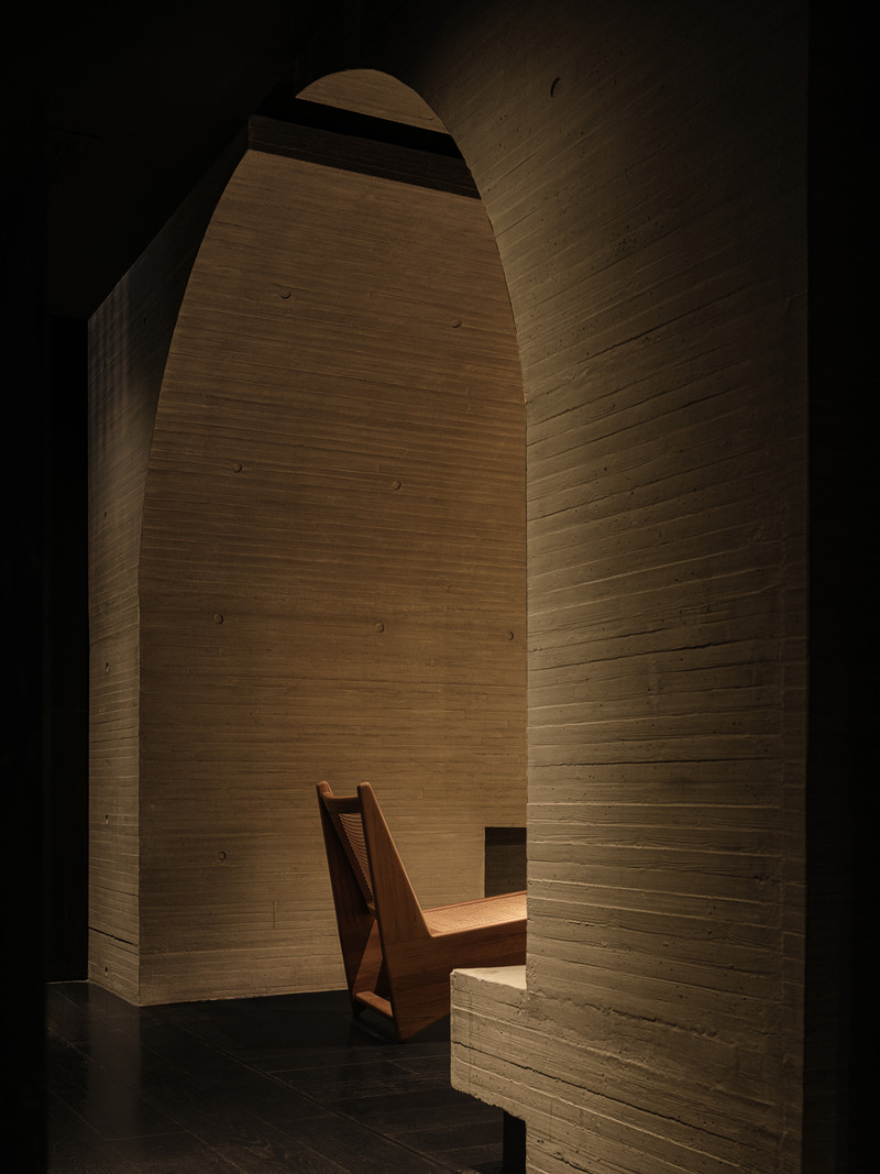 Press kit | 7030-04 - Press release | The Whisky Bar - JSPA Design - Commercial Interior Design - Lounge entrance - Photo credit: Liu Xinghao