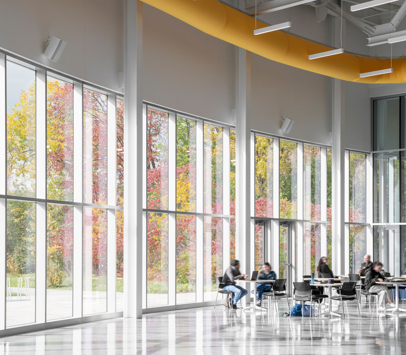 Press kit | 1303-25 - Press release | Laval’s Aquatic Complex: A Dynamic Space Centered Around its Community and Tomorrow’s Athletes - Sid Lee Architecture - Institutional Architecture - Photo credit: David Boyer