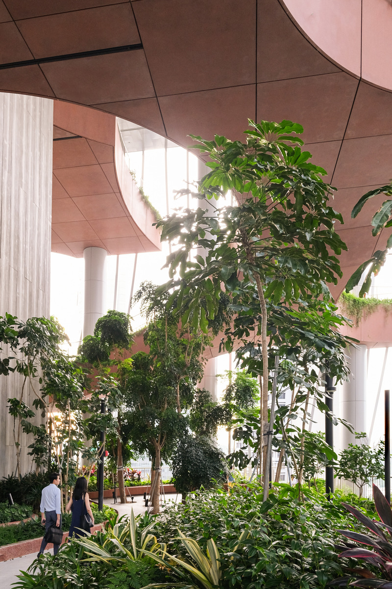 Dossier de presse | 6357-02 - Communiqué de presse | RSP Celebrates Multiple Award Wins in 2024 with Two Projects Honoured at Prix Versailles - RSP - Architecture institutionnelle - Green Oasis at CapitaSpring, Singapore - Crédit photo : RSP