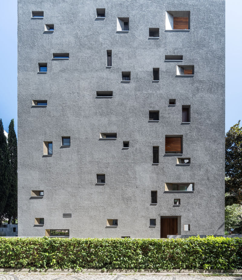 Press kit | 5649-03 - Press release | Like a Rock: Zenel Distinguishes Itself Within the Turkish Coastal Landscape - Aytac Architects - Residential Architecture - Photo credit: Cemal Emden