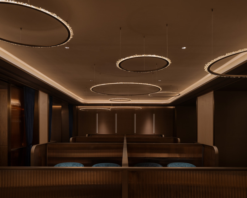 Dossier de presse | 3531-14 - Communiqué de presse | Crystal Orange Hotel, Shanghai Zhongshan Park - Vermilion Zhou Design Group - Design d’intérieur commercial - The dining area in the hotel can also serve as a temporary meeting and lounge area. - Crédit photo : Jian Quan Wu