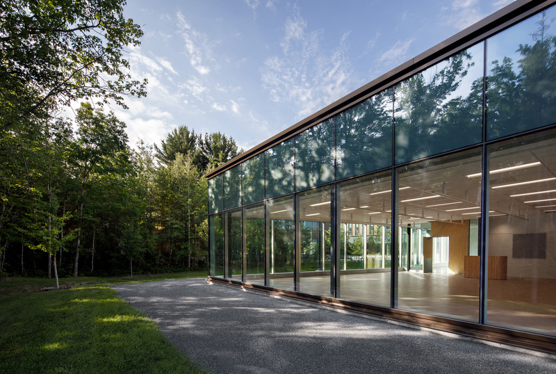 Dossier de presse | 916-20 - Communiqué de presse | La nouvelle école secondaire du Bosquet - ABCP | Menkès Shooner Dagenais LeTourneux | Bilodeau Baril Leeming Architectes - Architecture institutionnelle - Crédit photo : Séphane Brügger