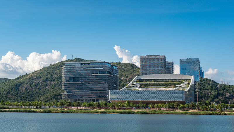 Press kit | 5204-03 - Press release | Hengqin Culture & Art Complex: A Beacon of Growth and a Bastion of Arts and Culture - Yunchao Xu/Atelier Apeiron - Commercial Architecture - View from the other side of the river  - Photo credit:  Yipeng Lv 