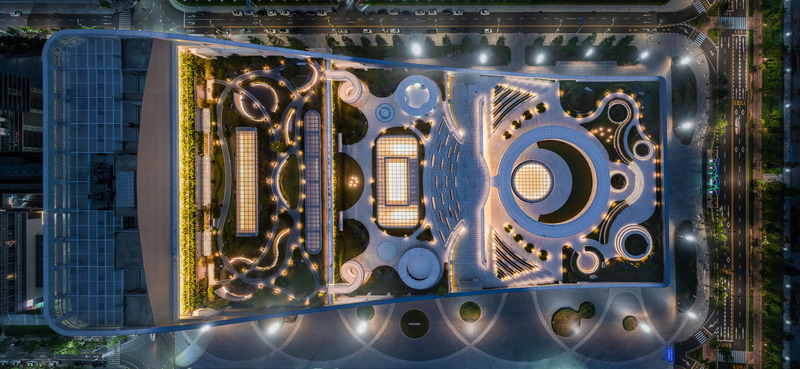 Press kit | 5204-03 - Press release | Hengqin Culture & Art Complex: A Beacon of Growth and a Bastion of Arts and Culture - Yunchao Xu/Atelier Apeiron - Commercial Architecture - Top view of the roof gardens in the evening  - Photo credit: Yipeng Lv