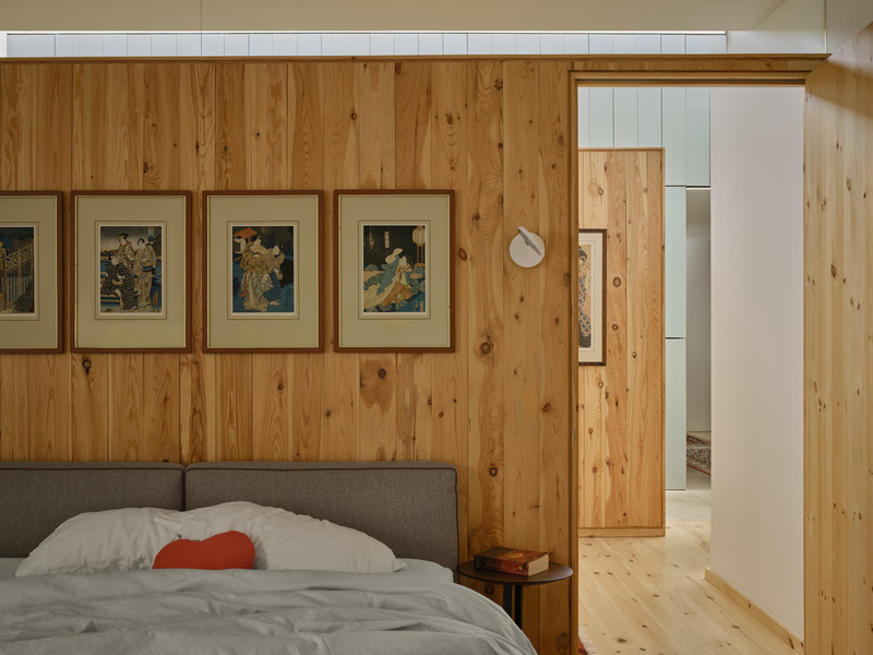 Dossier de presse | 7679-01 - Communiqué de presse | La maison passive West Don Ravine : la progression naturelle de Poiesis Architecture vers la conception passive - Poiesis Architecture - Architecture résidentielle - Chambre principale - Crédit photo : Doublespace Photography