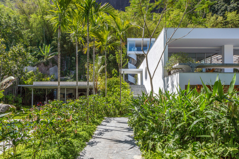 Press kit | 7673-01 - Press release | Itaúna House - Siqueira+Azul - Residential Architecture - Photo credit: André Nazareth