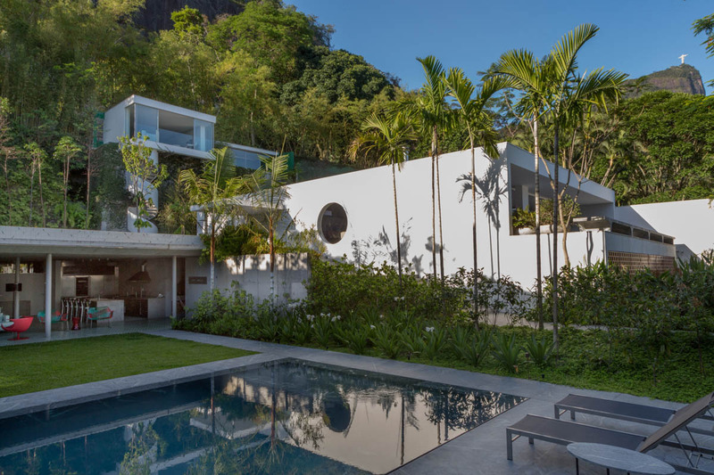 Press kit | 7673-01 - Press release | Itaúna House - Siqueira+Azul - Residential Architecture - Photo credit: André Nazareth