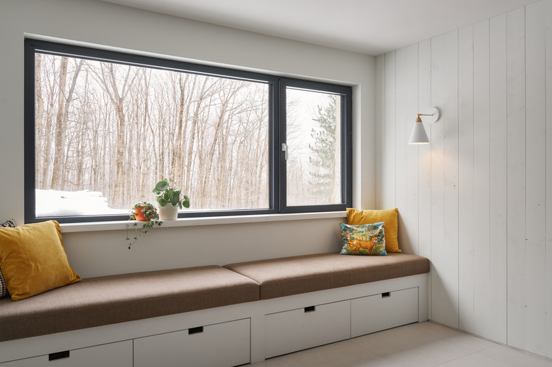 Dossier de presse | 7341-02 - Communiqué de presse | La Maison des Frênes - La Nony FAMILI - Architecture résidentielle - Salle familiale - Crédit photo : Ulysse lemerise Bouchard - OSA images