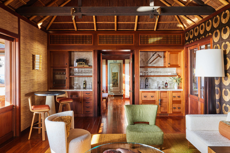 Dossier de presse | 2757-48 - Communiqué de presse | Three Hawaiian Residences By Philpotts Interiors Elevate Island Living - Philpotts Interiors - Design d’intérieur résidentiel -   Mauna Kea Muse: Badly in need of repair, the new owners considered tearing it down. However, the original home had “good bones” and was built with some of the best materials available at the time.    - Crédit photo : Nicole Franzen