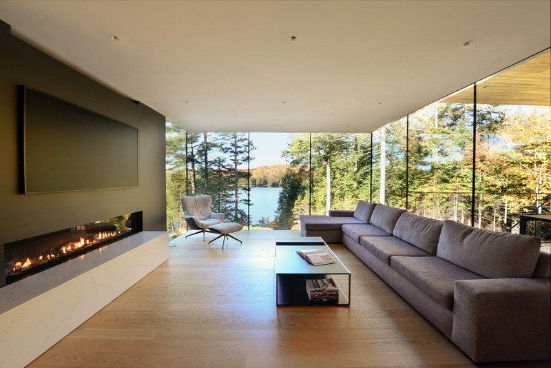 Dossier de presse | 7627-01 - Communiqué de presse | Entre lac et forêt - LOCUS architecture+design - Architecture résidentielle - Crédit photo : Yousef Farasat