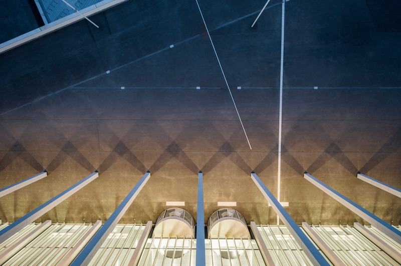 Press kit | 6515-02 - Press release | Confex, Koelnmesse, Cologne Trade Fair - JSWD - Event + Exhibition - Entrance from above<br> - Photo credit: HG Esch<br>