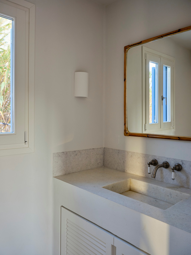 Dossier de presse | 5840-03 - Communiqué de presse | Beachhouse in Agia Kyriaki - ARP - Architecture Research Practice - Architecture résidentielle - Crédit photo : Giulio Ghirardi