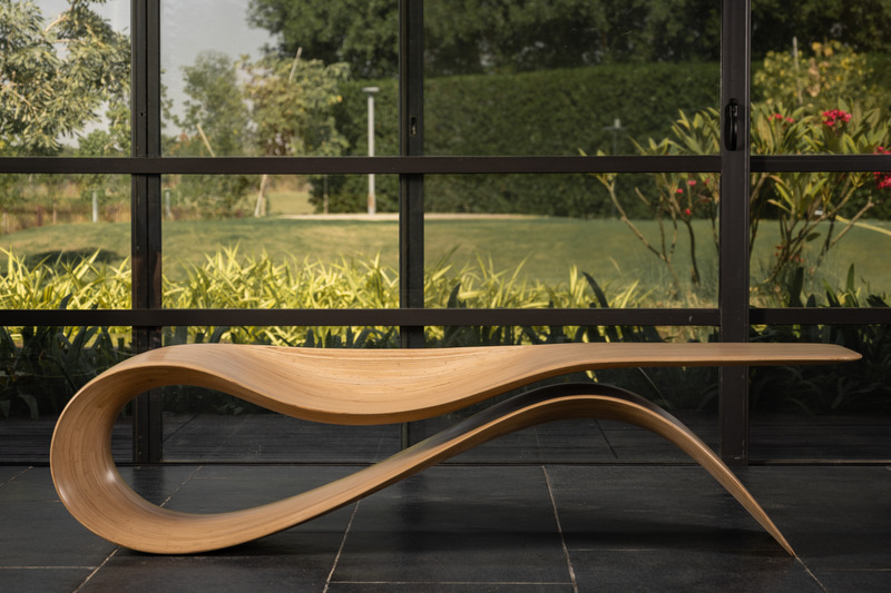 Press kit | 6986-03 - Press release | andblack design studio Debuts Internationally with LOOP Furniture Series - andblack design studio - Product -  LOOP seater  - Photo credit: Ravi Mistry