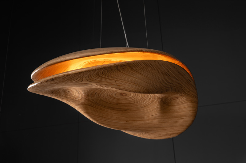 Press kit | 6986-03 - Press release | andblack design studio Debuts Internationally with LOOP Furniture Series - andblack design studio - Product -  LOOP masque chandelier  - Photo credit: Ravi Mistry