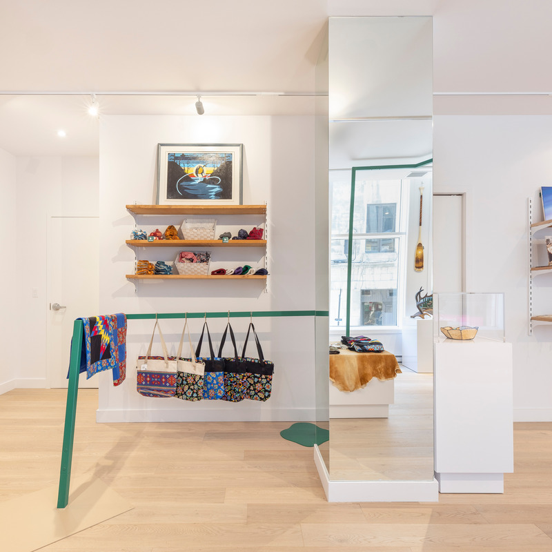 Dossier de presse | 788-10 - Communiqué de presse | Une immersion contemporaine dans la culture crie - Clairoux - Design d’intérieur commercial - Crédit photo : Julien Perron Gagne