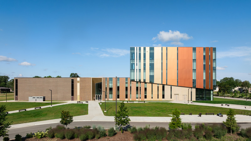 Press kit | 2329-10 - Press release | NEAL Math & Science Academy - JGMA - Institutional Architecture - Photo credit: Angie McMonigal