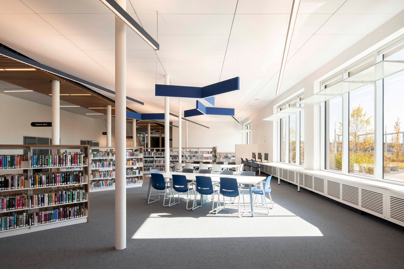 Dossier de presse | 1170-10 - Communiqué de presse | L’Espace citoyen des Confluents : une architecture résiliente au service de la communauté - Cardin Julien - Architecture institutionnelle - Crédit photo : David Boyer
