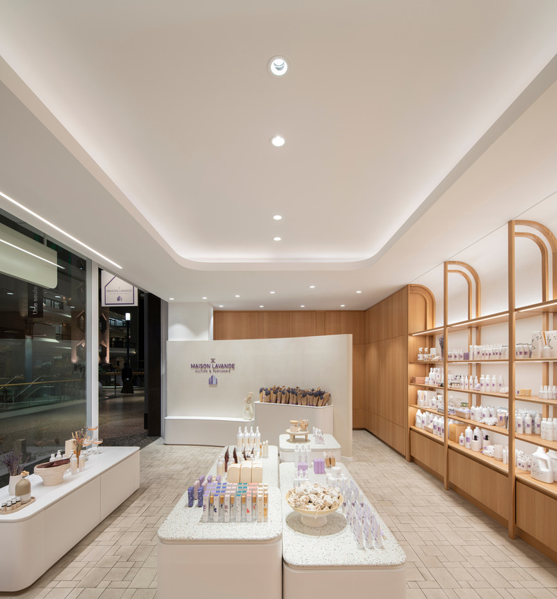 Dossier de presse | 865-62 - Communiqué de presse | La Maison Lavande au centre-ville de Montréal, de la ferme à la boutique - Lemay - Design d’intérieur commercial - Crédit photo : David Boyer