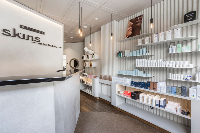 Dossier de presse | 6480-02 - Communiqué de presse | Espace Skins, la clinique médico-esthétique qui allie élégance, fonctionnalité, confort et confidentialité - Indee Design - Design d’intérieur commercial - Crédit photo : Caroline Thibault