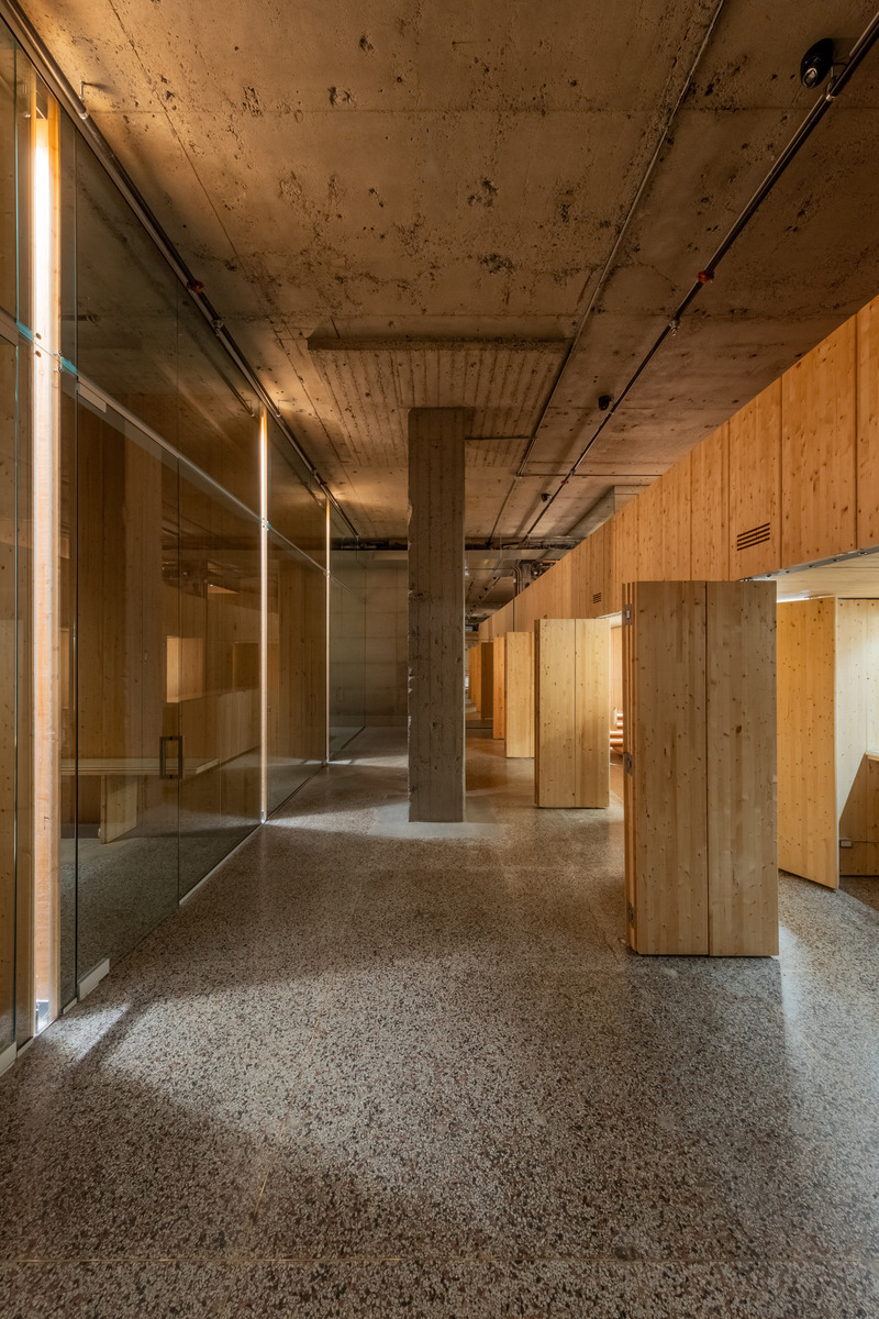 Dossier de presse | 7514-05 - Communiqué de presse | Prix d’excellence Cecobois 2025 : 18 réalisations d’exception en bois récompensées - Cecobois - Évènement + Exposition - <p class="">Lauréat dans la catégorie : Design intérieur </p><br><p class="">Tracés Droit de la construction​ (Montréal) </p><p style=""><br></p><p style="">Félicitations à l’équipe de projet :  Roy Bastien Avocats, Jean-Maxime Labrecque, Architecte, Nordic Structures  </p> - Crédit photo : Jean-Maxime Labrecque
