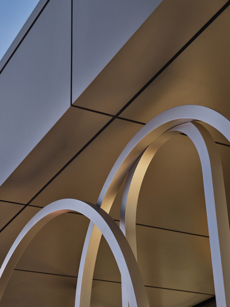 Press kit | 5174-07 - Press release | Maison Territo: An Immersive Journey into Italian Luxury at Royalmount - Maison Territo & blanchette archi.design - Commercial Architecture - Photo credit: Phil Bernard