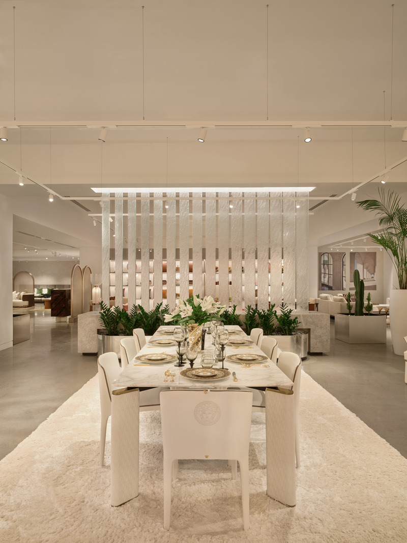 Press kit | 5174-07 - Press release | Maison Territo: An Immersive Journey into Italian Luxury at Royalmount - Maison Territo & blanchette archi.design - Commercial Architecture - Versace Home - Photo credit: Phil Bernard