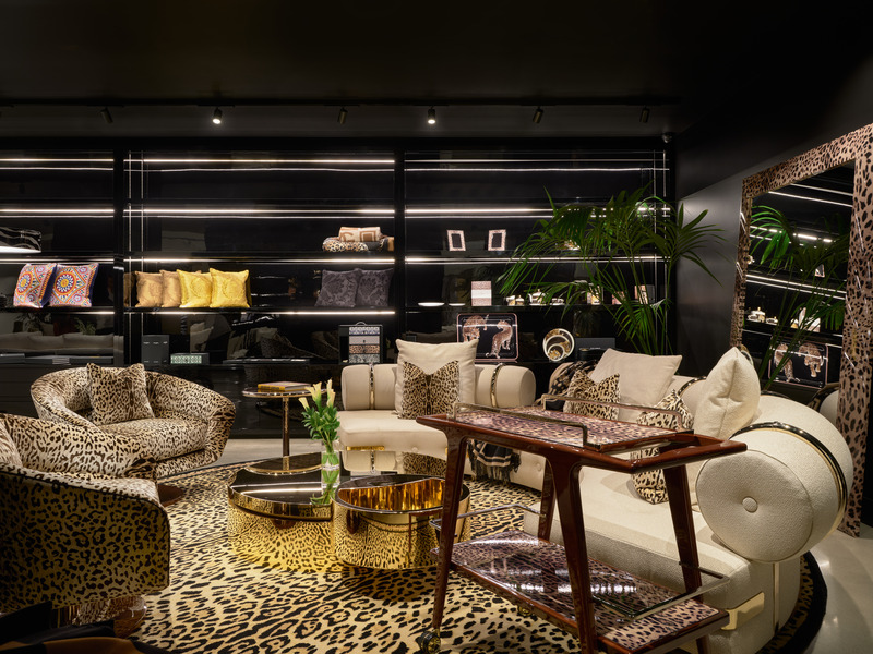 Press kit | 5174-07 - Press release | Maison Territo: An Immersive Journey into Italian Luxury at Royalmount - Maison Territo & blanchette archi.design - Commercial Architecture - Dolce&amp;Gabbana Casa - Photo credit: Phil Bernard