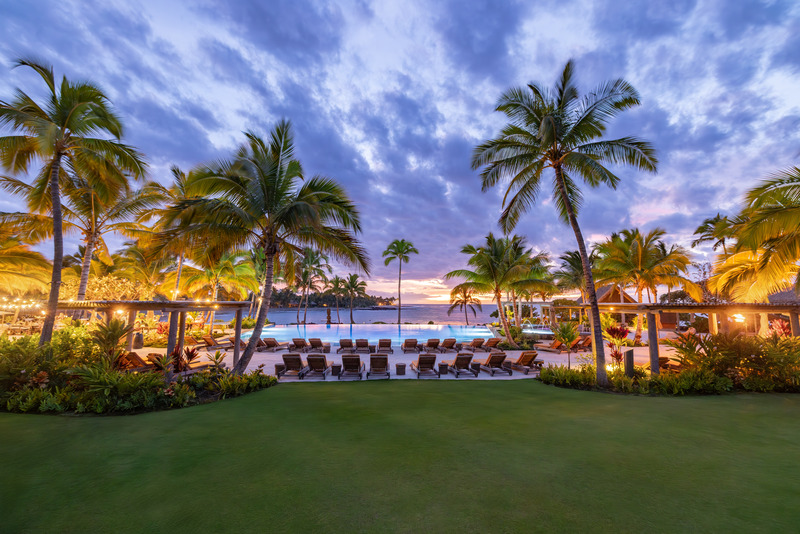 Dossier de presse | 2757-51 - Communiqué de presse | VITA Balances the Art of Contextual Design with the Stewardship of Place Shaping - VITA Planning & Landscape Architecture - Architecture de paysage -   Kona Village (Pool Moana): The environment created by VITA is distinctive in its unpretentiousness and incorporates the Polynesian culture—historically rooted in the mastery of sea voyaging and adaptability to the unpredictability of nature—with pan-Pacific cultural identity. - Crédit photo :  360 Productions 