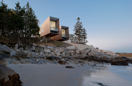 Press kit | 809-05 - Press release | Azure announces the finalists of the second annual AZ Awards - Azure Magazine - Competition - Firm:&nbsp;MacKay-Lyons Sweetapple Architects<br>Project:&nbsp;Two Hulls House