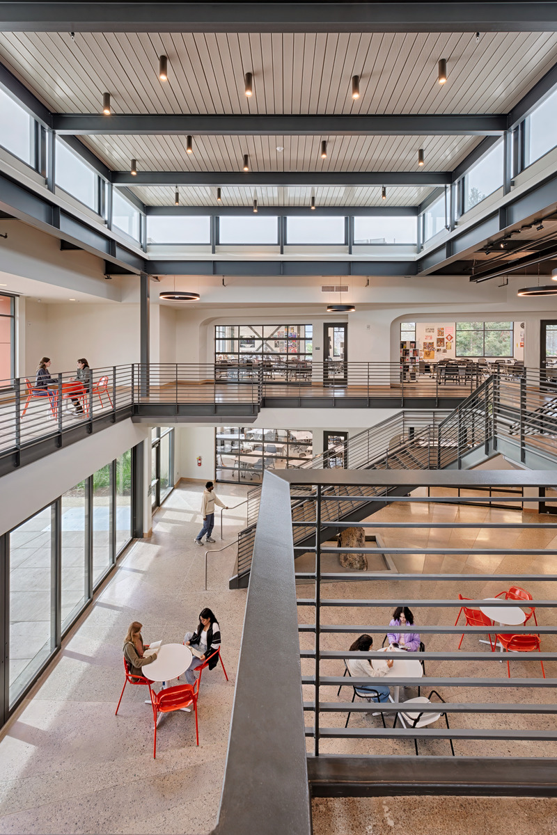 Press kit | 2757-52 - Press release | CAW Architects’ Newest Educational Designs  Shape the Future of California Schools - CAW Architects - Commercial Architecture - Silver Creek High School - Photo credit: Marco Zecchin
