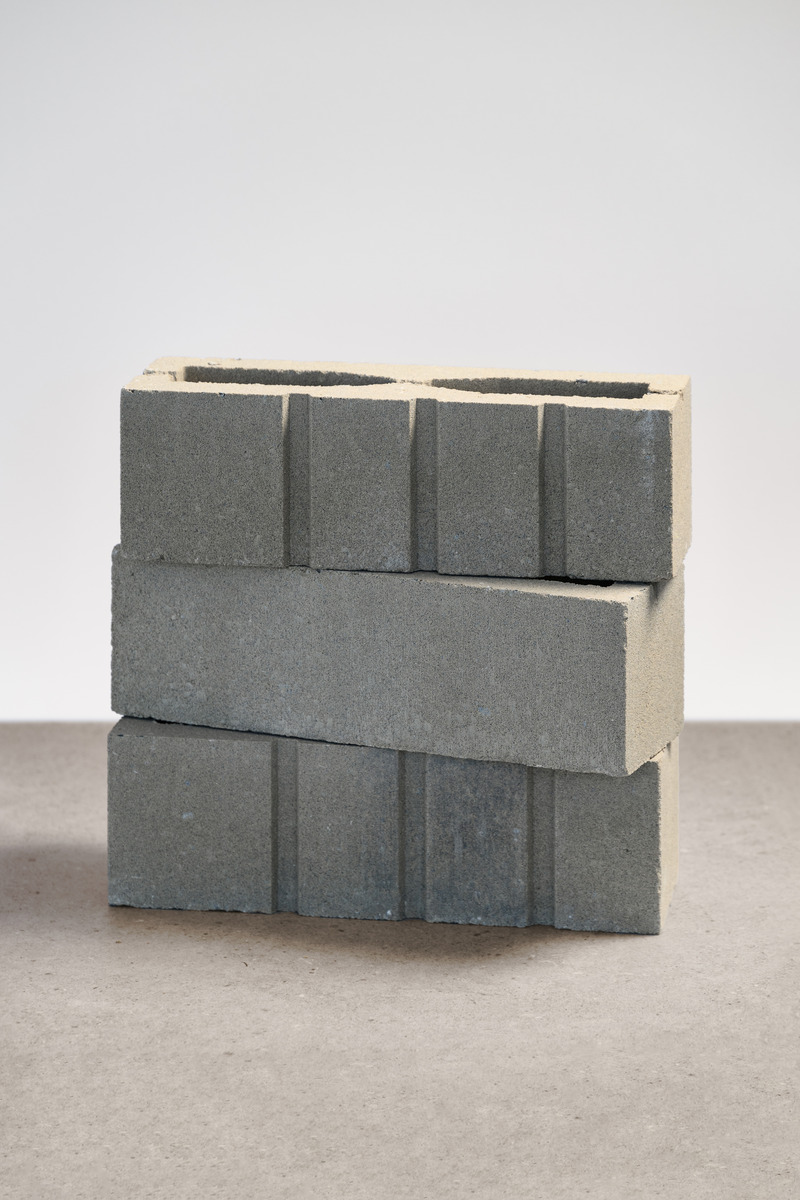 Press kit | 1387-15 - Press release | Toward Carbon Neutrality: An Innovative Design Partnership Launches a More Sustainable Concrete Brick - NEUF + Webster + Permacon - Product - DUAL Concrete brick, Metric Jumbo format, Zurich colour - Photo credit: NEUF architect(e)s