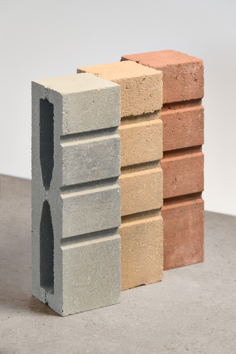 Press kit | 1387-15 - Press release | Toward Carbon Neutrality: An Innovative Design Partnership Launches a More Sustainable Concrete Brick - NEUF + Webster + Permacon - Product -  DUAL Concrete brick, Metric Jumbo format, Zurich / Petra / Belfast colours  - Photo credit: NEUF architect(e)s
