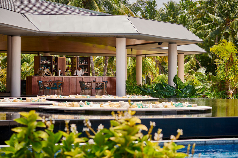 Press kit | 7684-01 - Press release | Waldorf Astoria Seychelles Platte Island:   A New Era of Luxury in the      Seychelles - Eco-id Architects - Commercial Architecture - All Day Dining - La Perle - Outdoor Seating - Photo credit: Waldorf Astoria Seychelles Platte Island