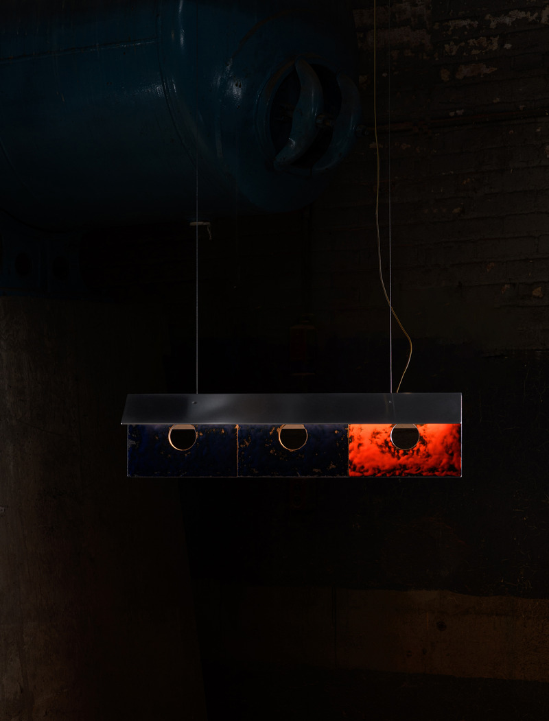 Press kit | 1619-11 - Press release | Lambert & Fils Dives into the Bold and Explosive Universe of South Korean Designer Kwangho Lee - Lambert & Fils - Lighting Design - Bolda 51, bluish black and flame orange enamel finishes. - Photo credit: Arseni Khamzin