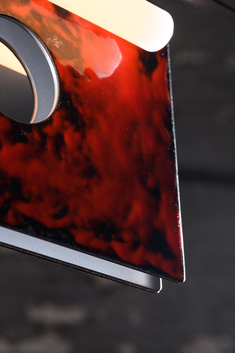 Press kit | 1619-11 - Press release | Lambert & Fils Dives into the Bold and Explosive Universe of South Korean Designer Kwangho Lee - Lambert & Fils - Lighting Design - Bolda 51, suspension, flame orange enamel finish. - Photo credit: Arseni Khamzin