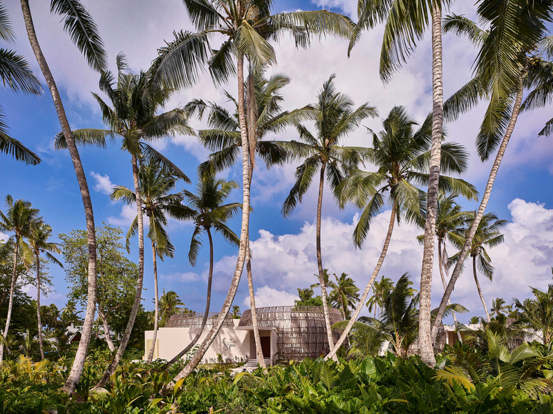 Press kit | 7684-01 - Press release | Waldorf Astoria Seychelles Platte Island:   A New Era of Luxury in the      Seychelles - Eco-id Architects - Commercial Architecture - Spa Entrance - Photo credit: Waldorf Astoria Seychelles Platte Island